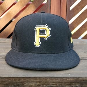 New Era Pittsburgh Pirates Fitted Cap. 7 1/4. GPWC.